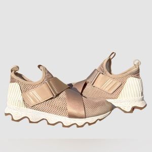 Sorel Kinetic Sneak Womens Natural Tan Mesh NL3231-257 Sneakers Shoes Size 8￼  ￼